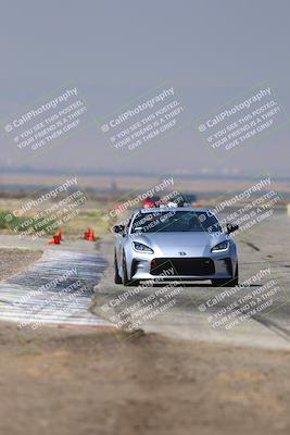 media/Sep-20-2025-Extreme Speed (Sat) [[1fcc23683c]]/Orange (Mid Intermediate)/Session 2 (Sunrise)/